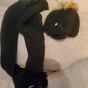 Black new Hat and scarf